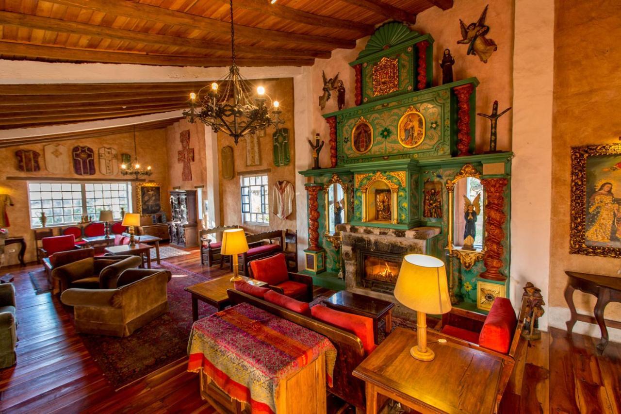 Готель Hacienda Cusin Отавало Екстер'єр фото